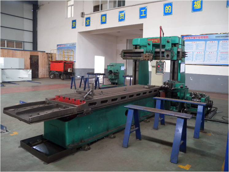 常德湘沅實(shí)業(yè)有限公司,常德垂直垃圾壓縮站,地埋式垃圾壓縮站,電動(dòng)人力斗車(chē),電動(dòng)三輪高壓清運車(chē),電動(dòng)助力拉車(chē)